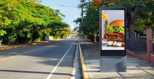 iVallas billboards